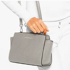LAST DAY Michael Kors Selma Small Ice Gray Crossbody